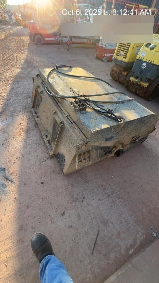 2021 PALADIN Sweepster SB72