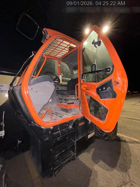 2022 JLG 1075
