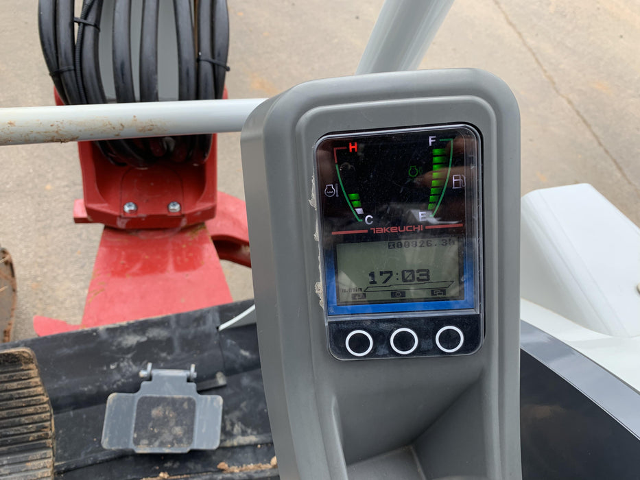 2021 TAKEUCHI TB235-2R