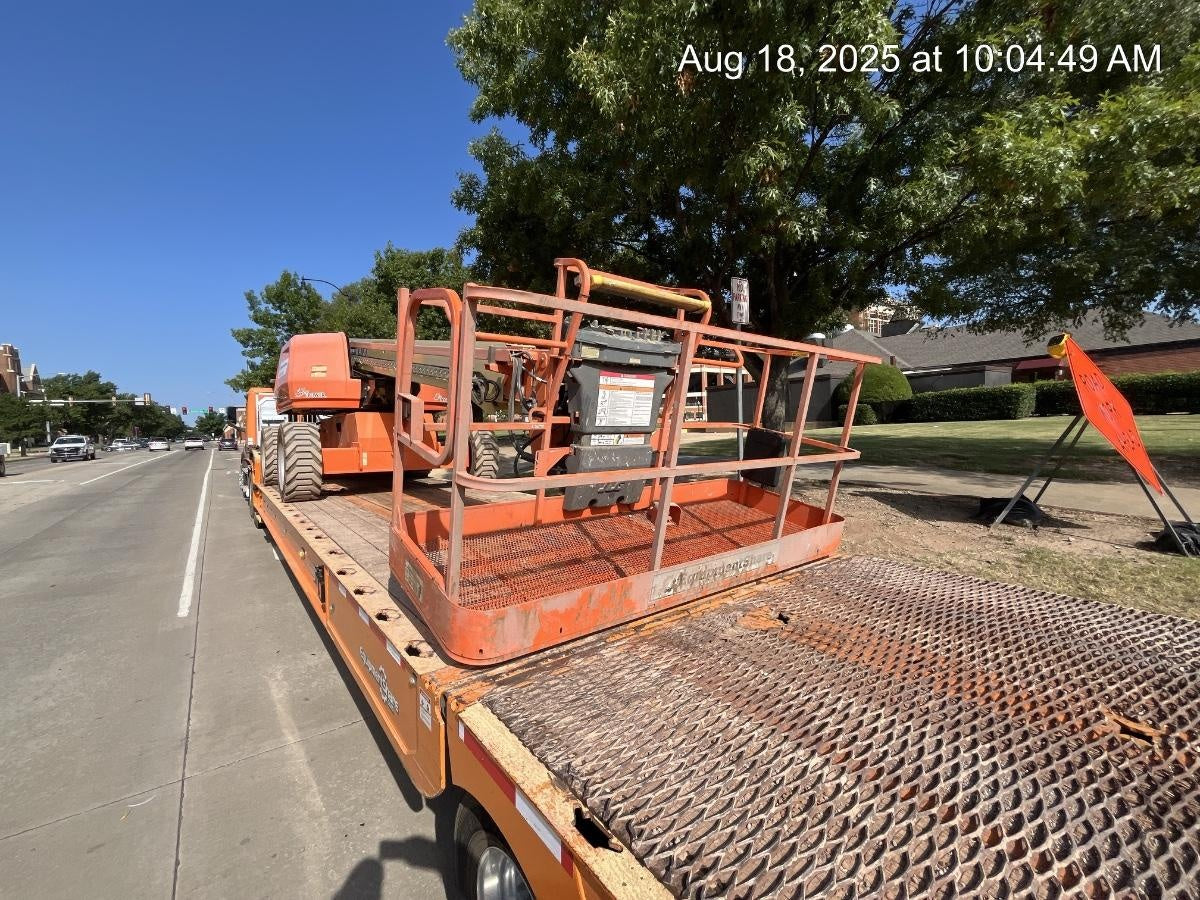 2019 JLG 600S 4WD