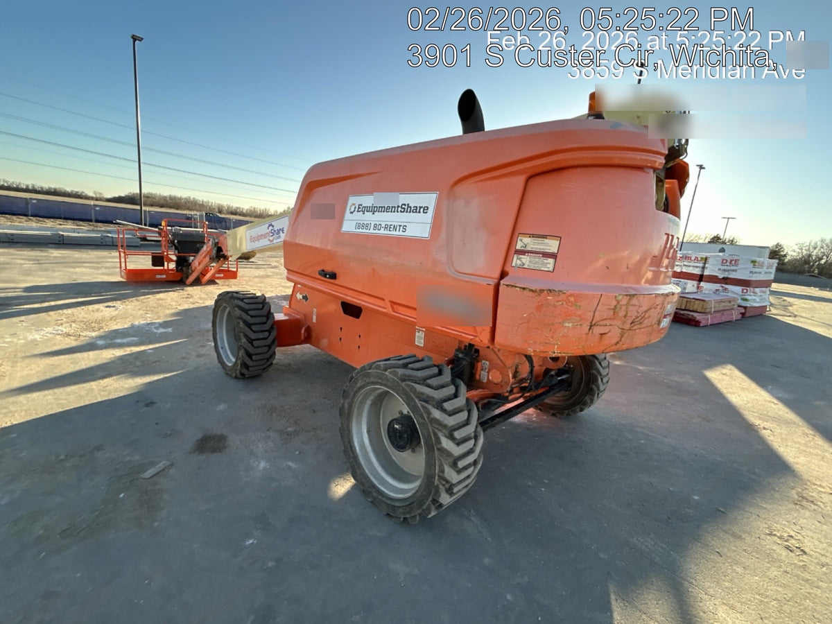 2019 JLG 660SJ