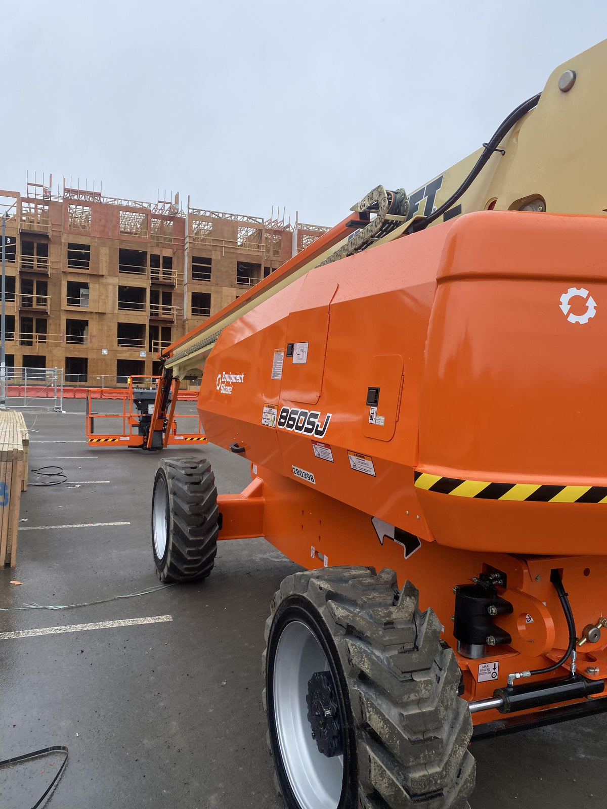 2022 JLG 860SJ