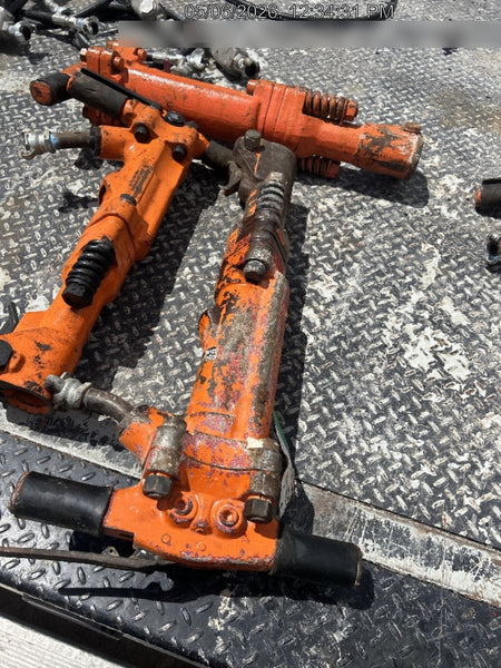 2023 MICHIGAN PNEUMATIC ES-TPB90-118-TRACKER