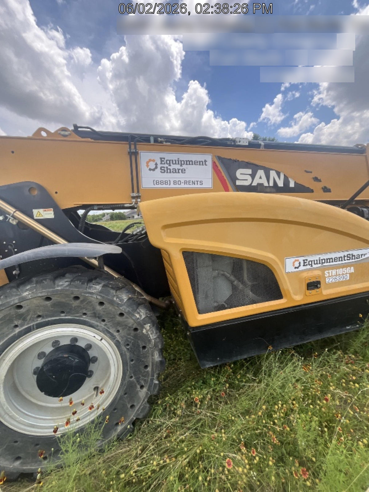 2022 SANY STH1056