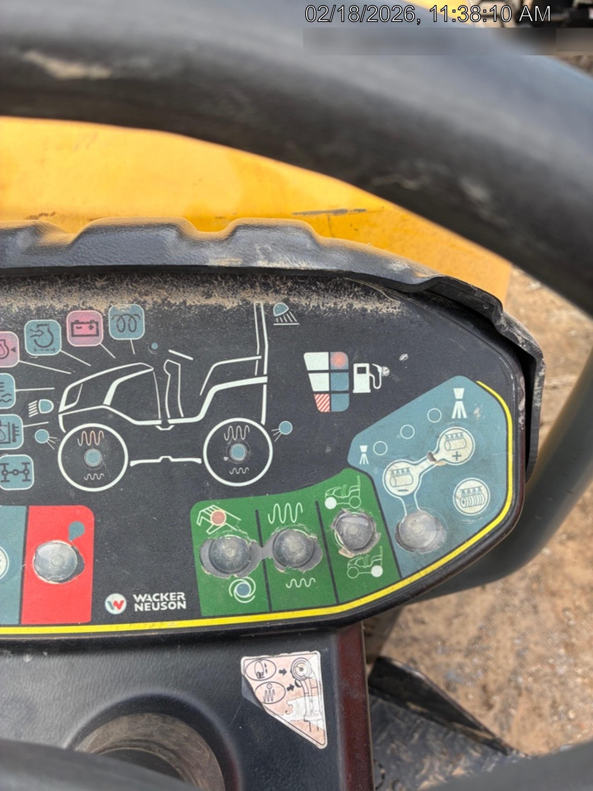 2017 WACKER NEUSON RD18