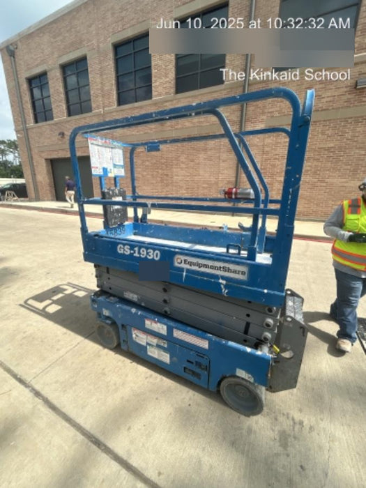 2019 Genie GS-1930 Fixed rails with chain Entry