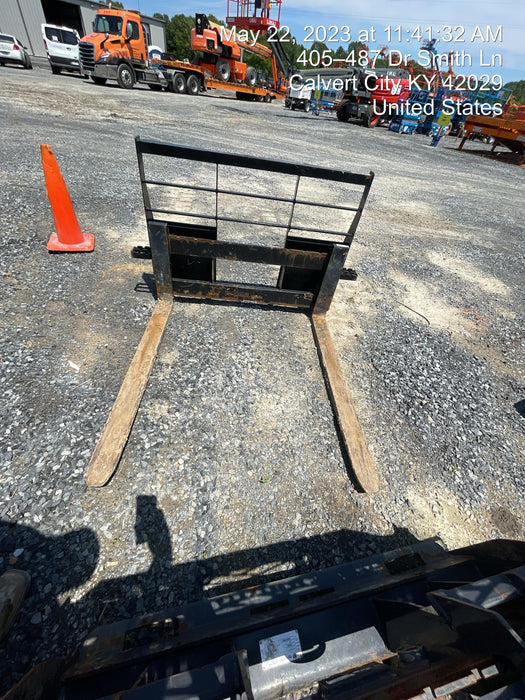 2022 ARROW MATERIAL HANDLING 48" Pallet Forks - Arrow