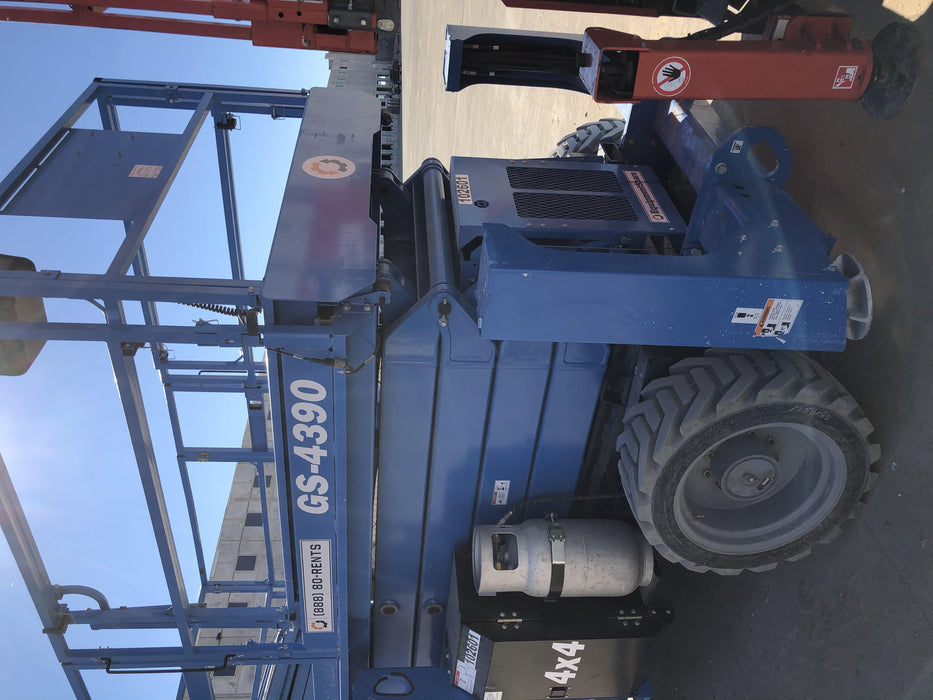 2020 GENIE GS-4390 RT