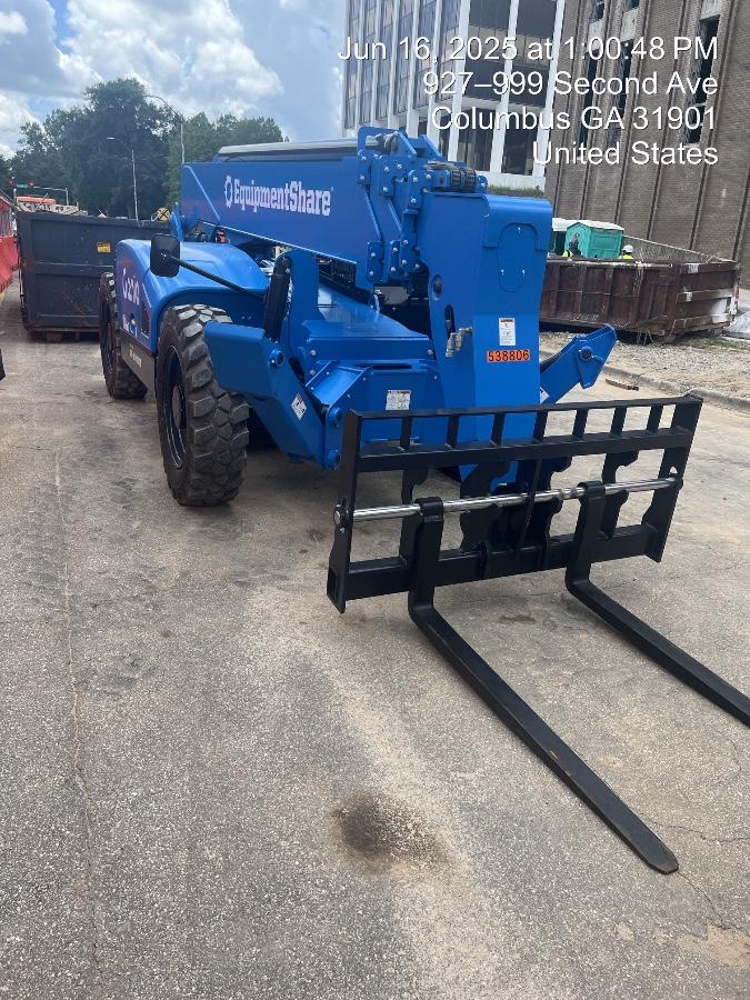 2025 GENIE GTH-1056