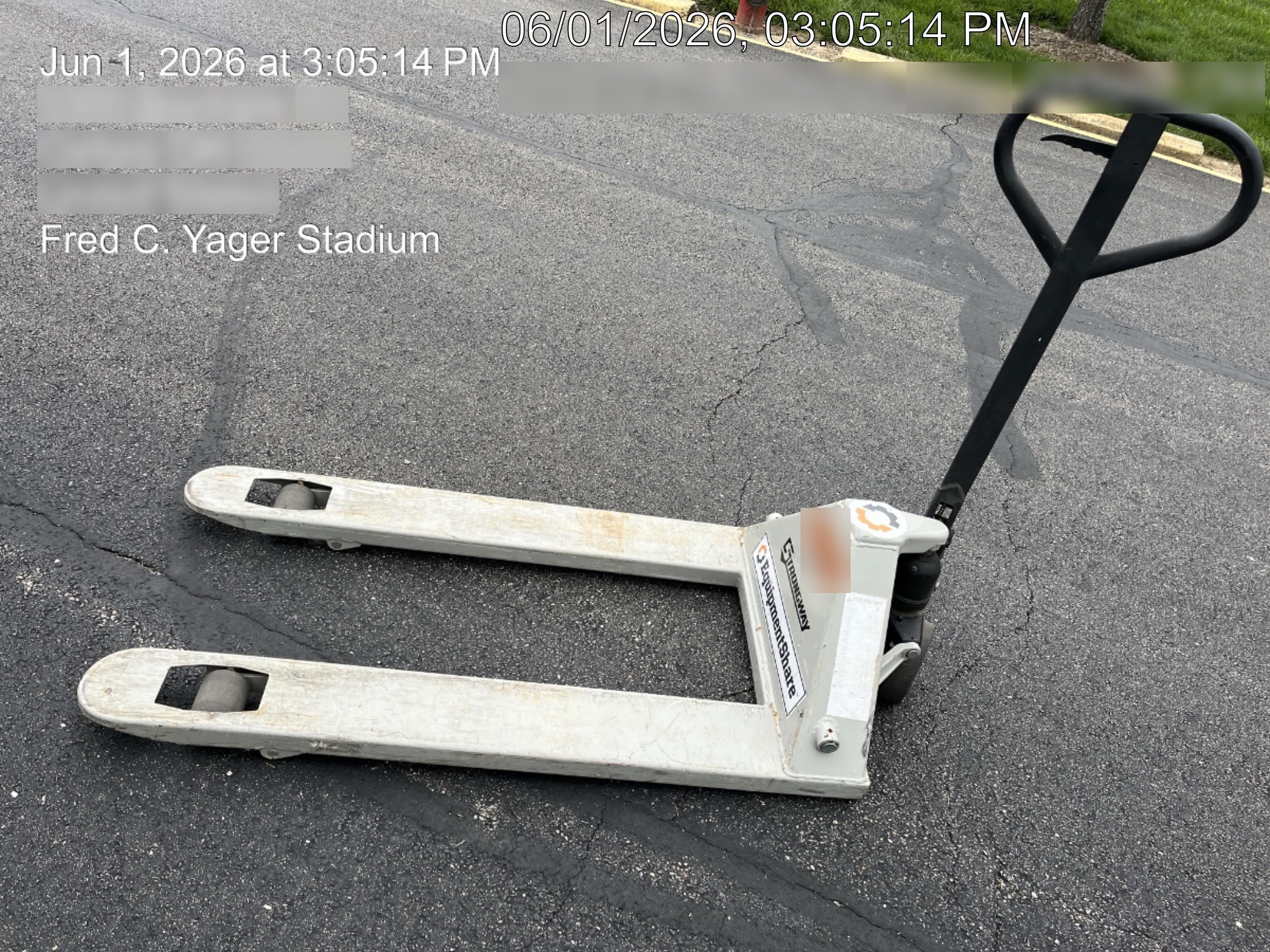 2020 STRONGWAY 2000 lb Pallet Jack