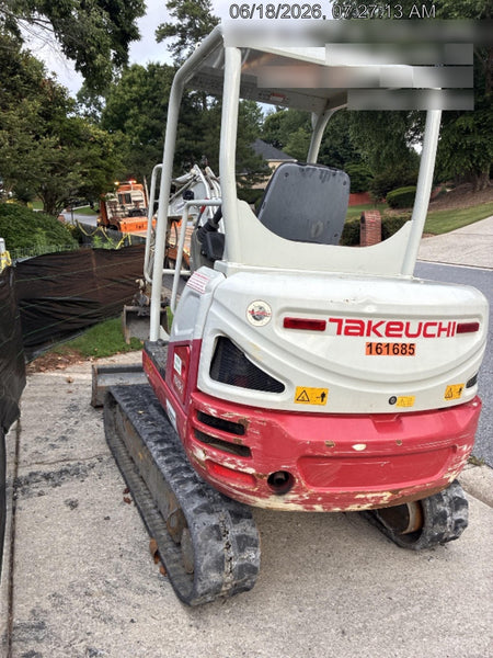 2021 TAKEUCHI TB235-2R