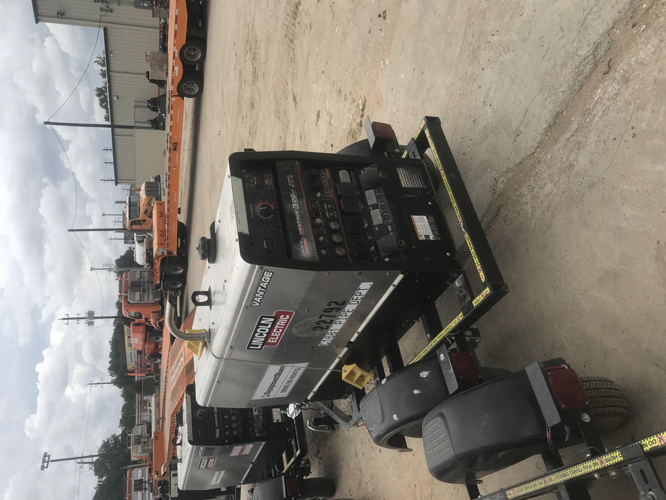 2019 Lincoln Electric Vantage 322 Lincoln Vantage 322 Welder w/Trailer, Light Kit, Cable Rack