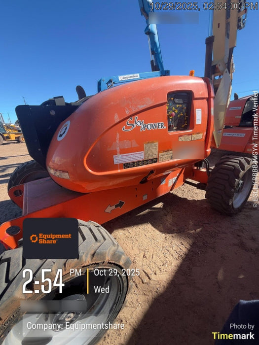 2019 JLG 600AJ