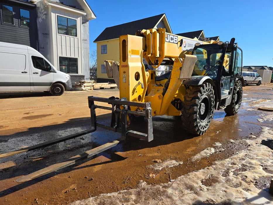 2020 JCB 510-56 Cab/Heat/Air, 74 HP, Solid Tires, STD Worklight, Beacon, Aux Hydraulics, Lifting Eye, Back up Alarm w/66" Carriage/60" Forks