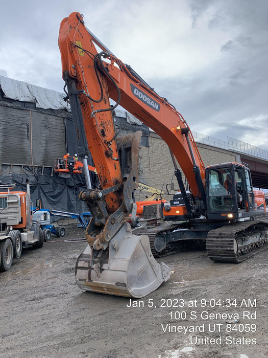 2020 DOOSAN Doosan 60" Bucket