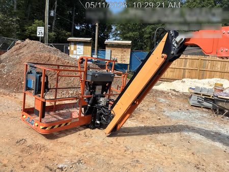 2022 JLG 660SJ