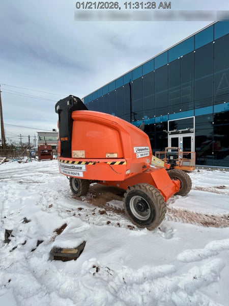2021 JLG 400S