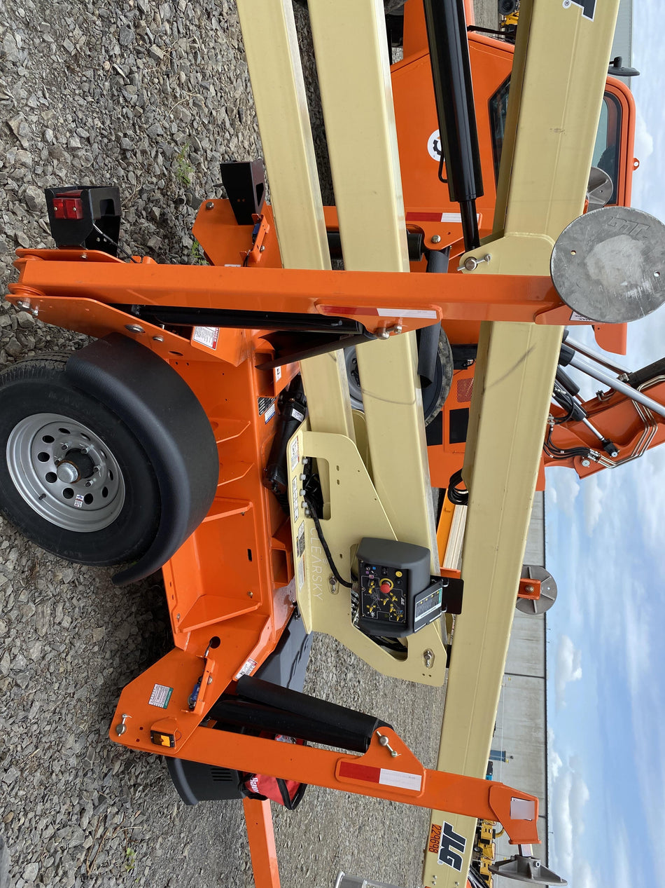 2022 JLG T500J