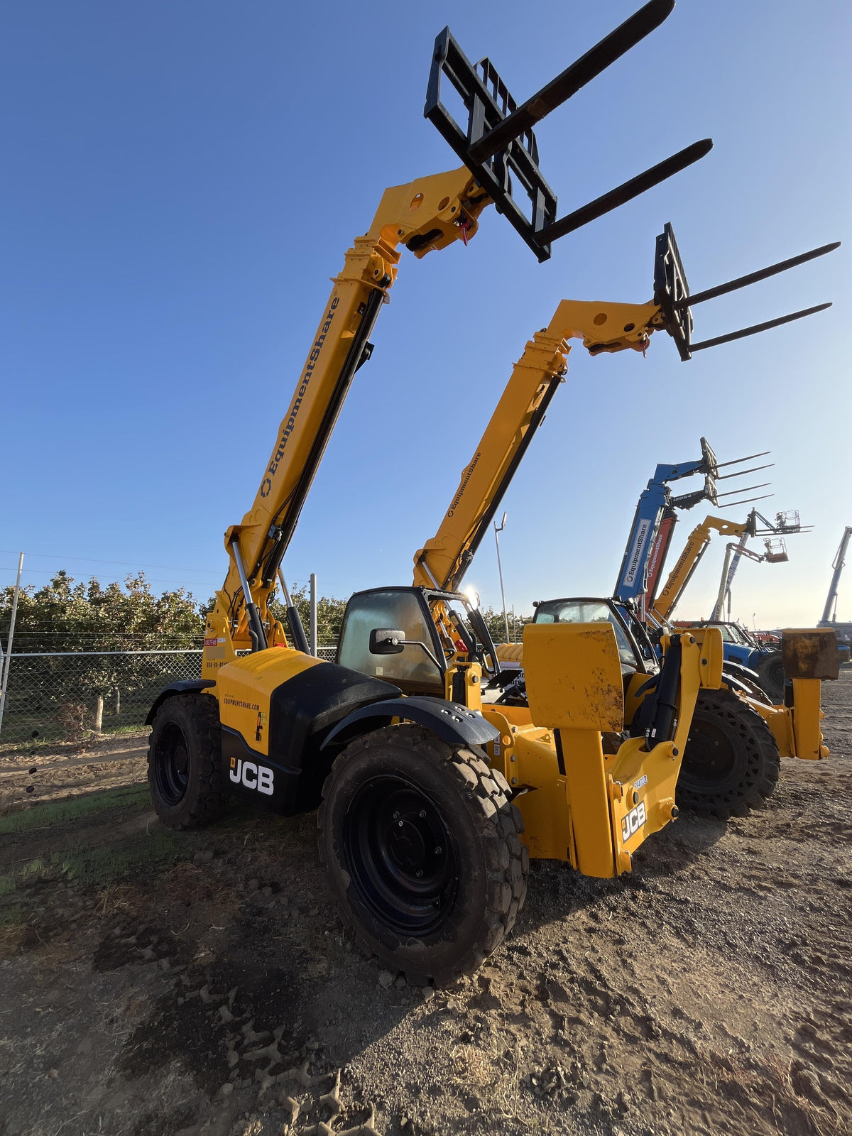 2025 JCB 512-56