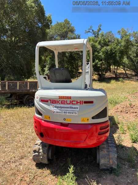 2023 TAKEUCHI TB235-2R