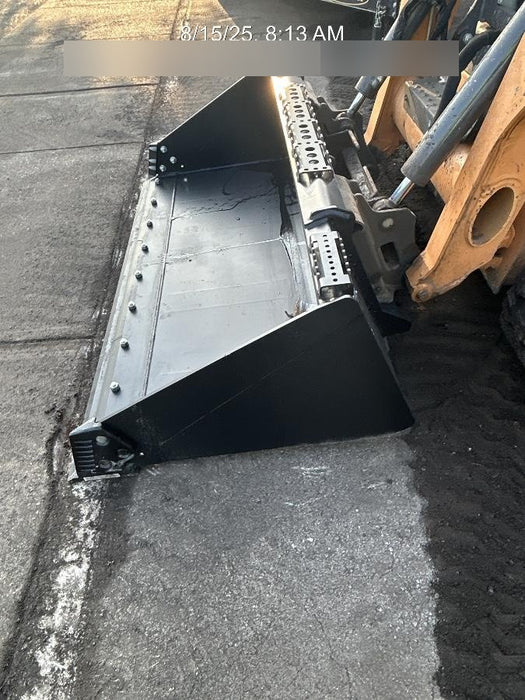 2025 EQUIPMENTSHARE 1006146 - 72" Smooth Bucket, CTL