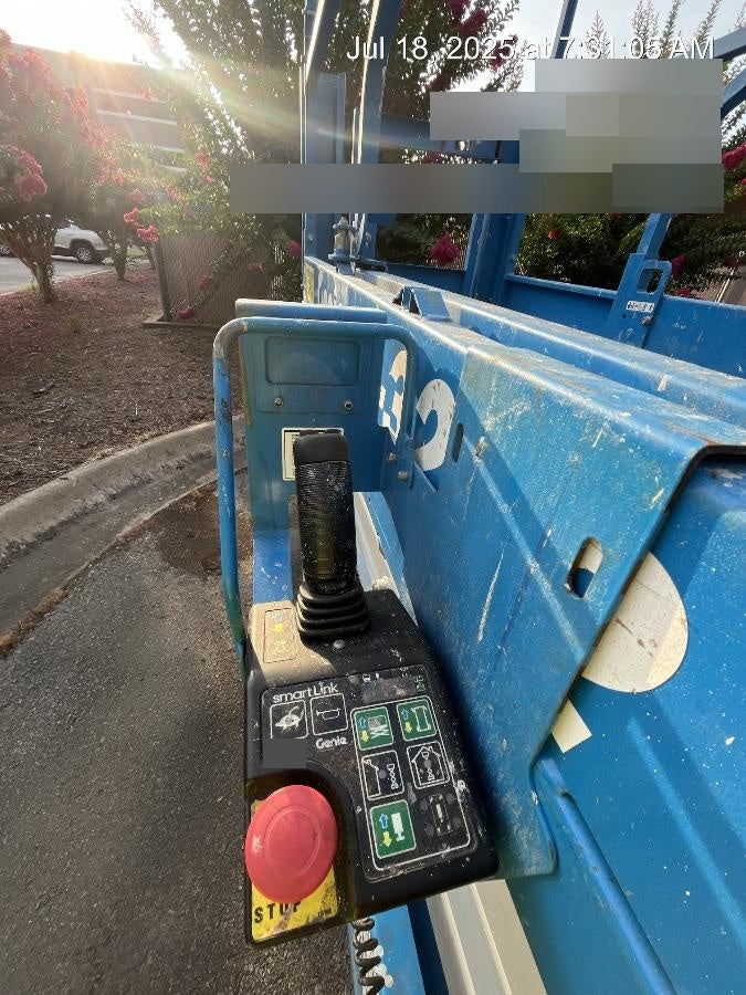 2021 GENIE GS-3232