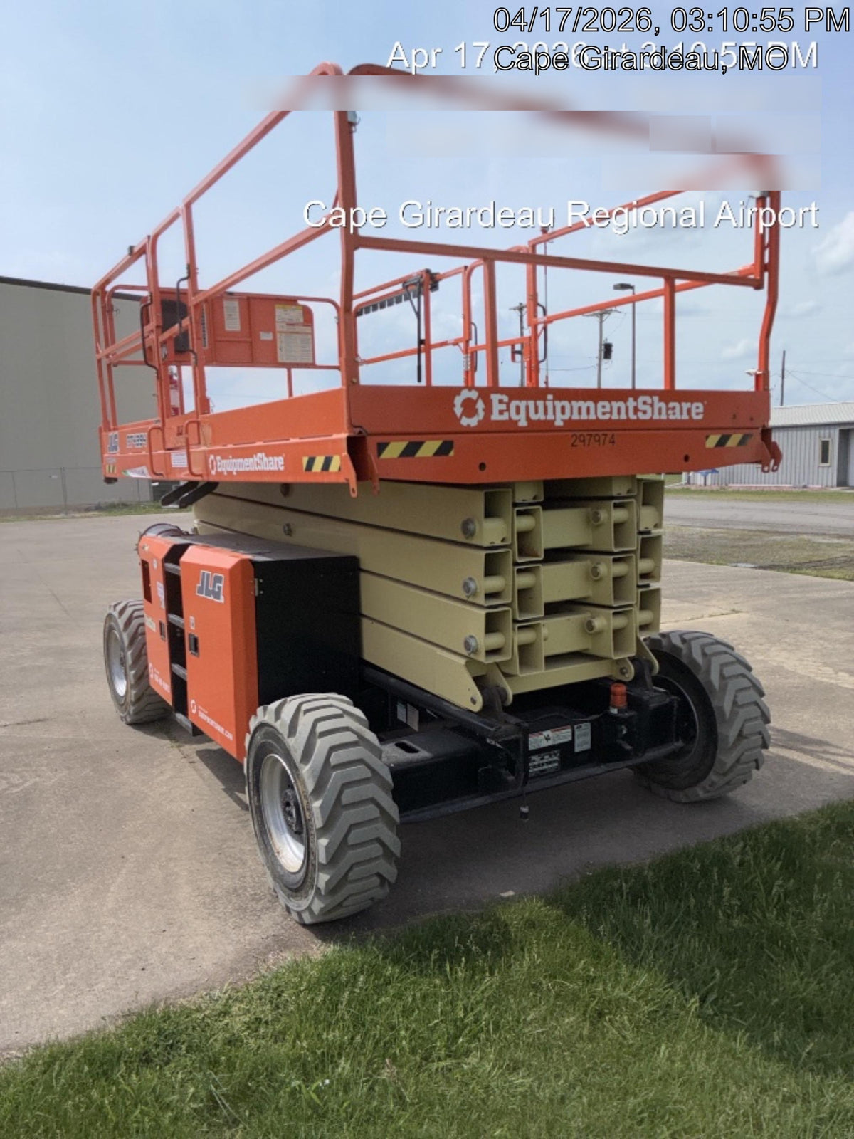 2023 JLG RT4394
