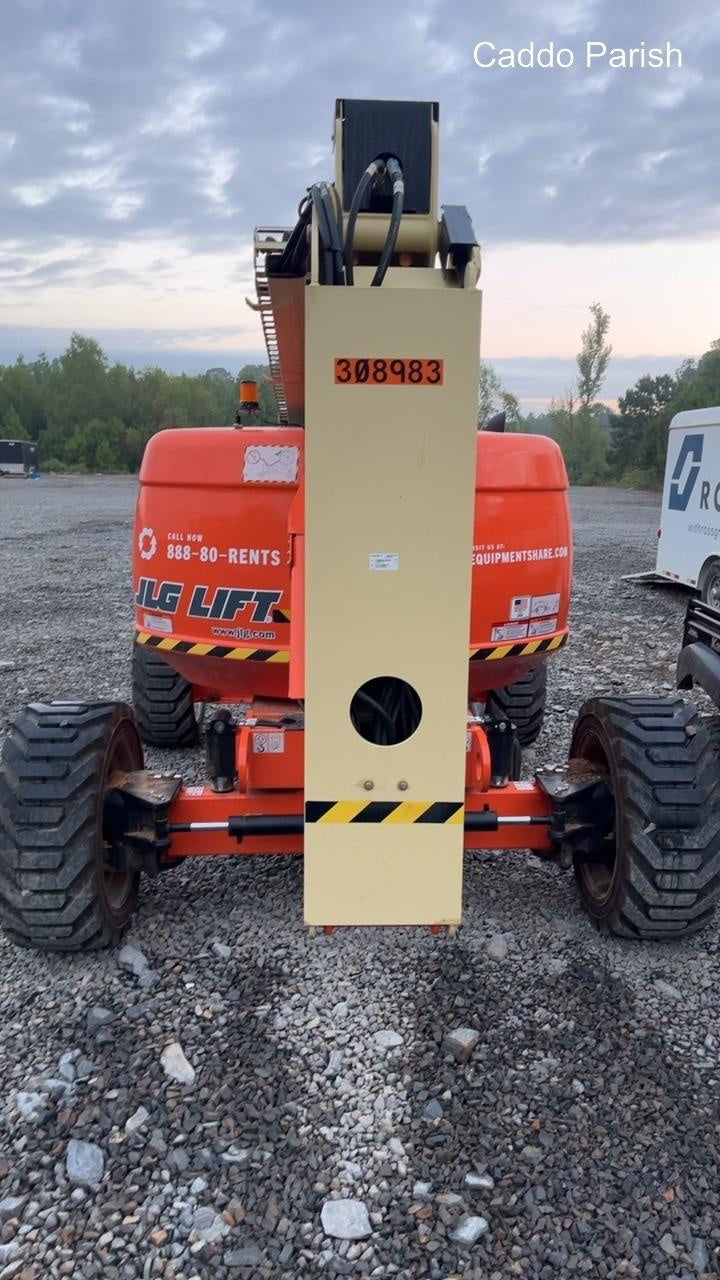 2023 JLG 600AJ