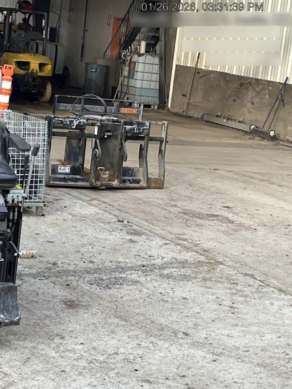 2021 JLG 1001095418S