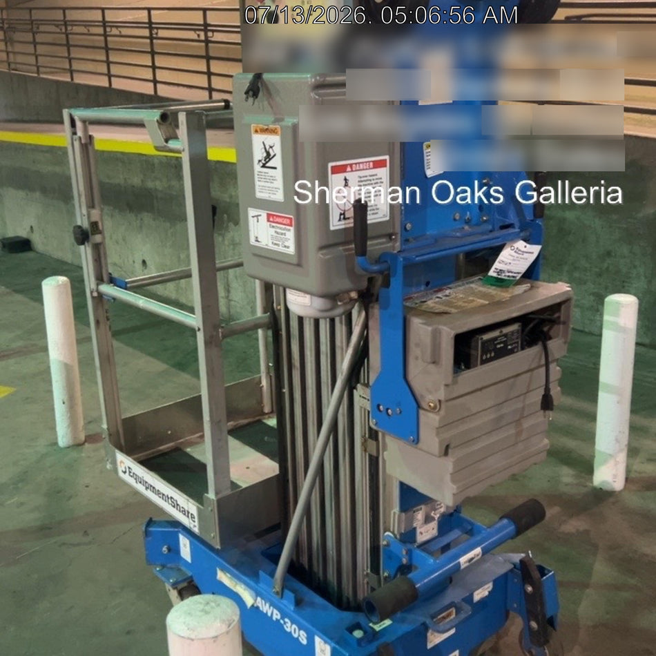 2019 GENIE AWP-30S