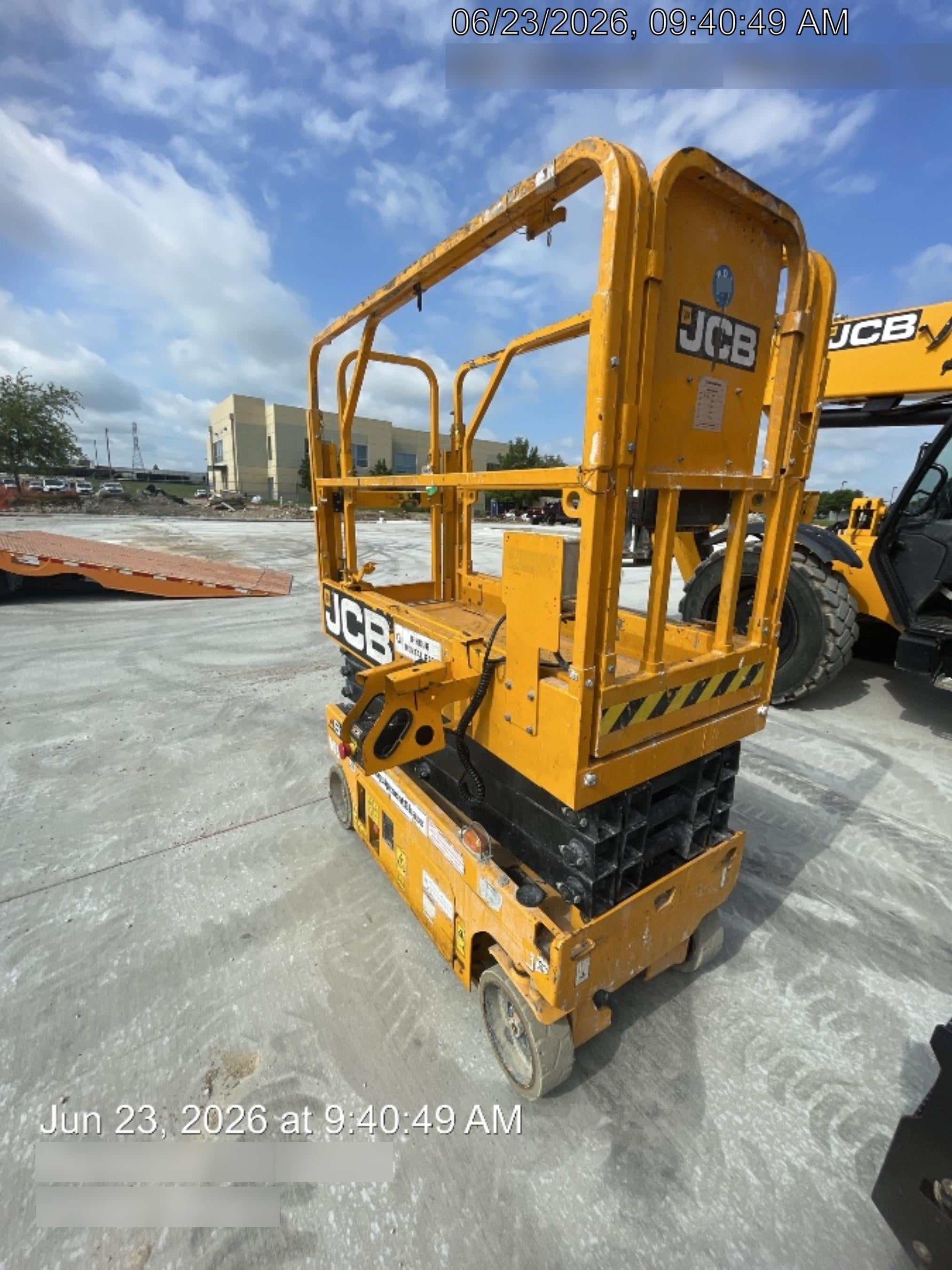 2023 JCB S1930E