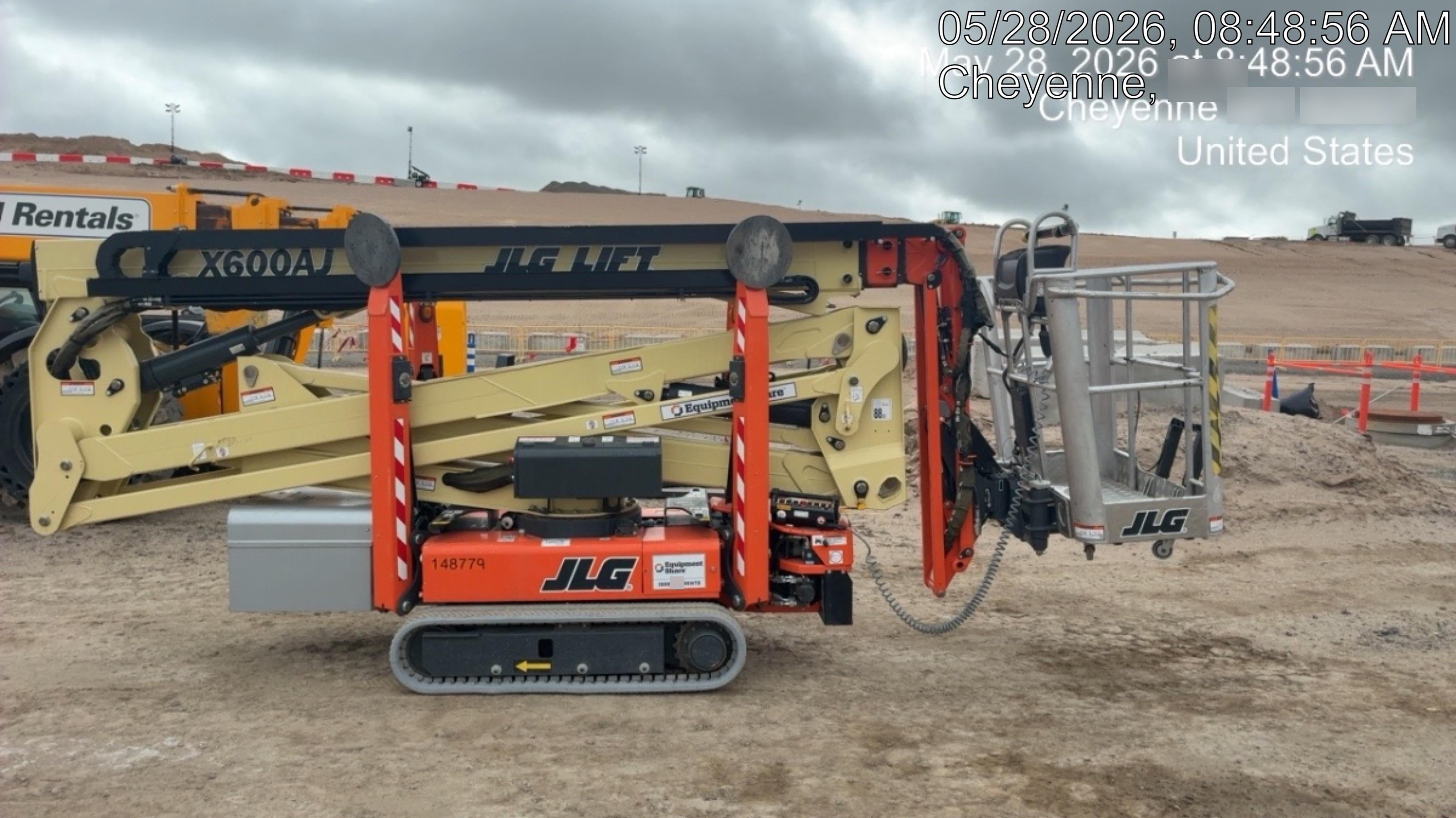 2021 JLG X600AJ
