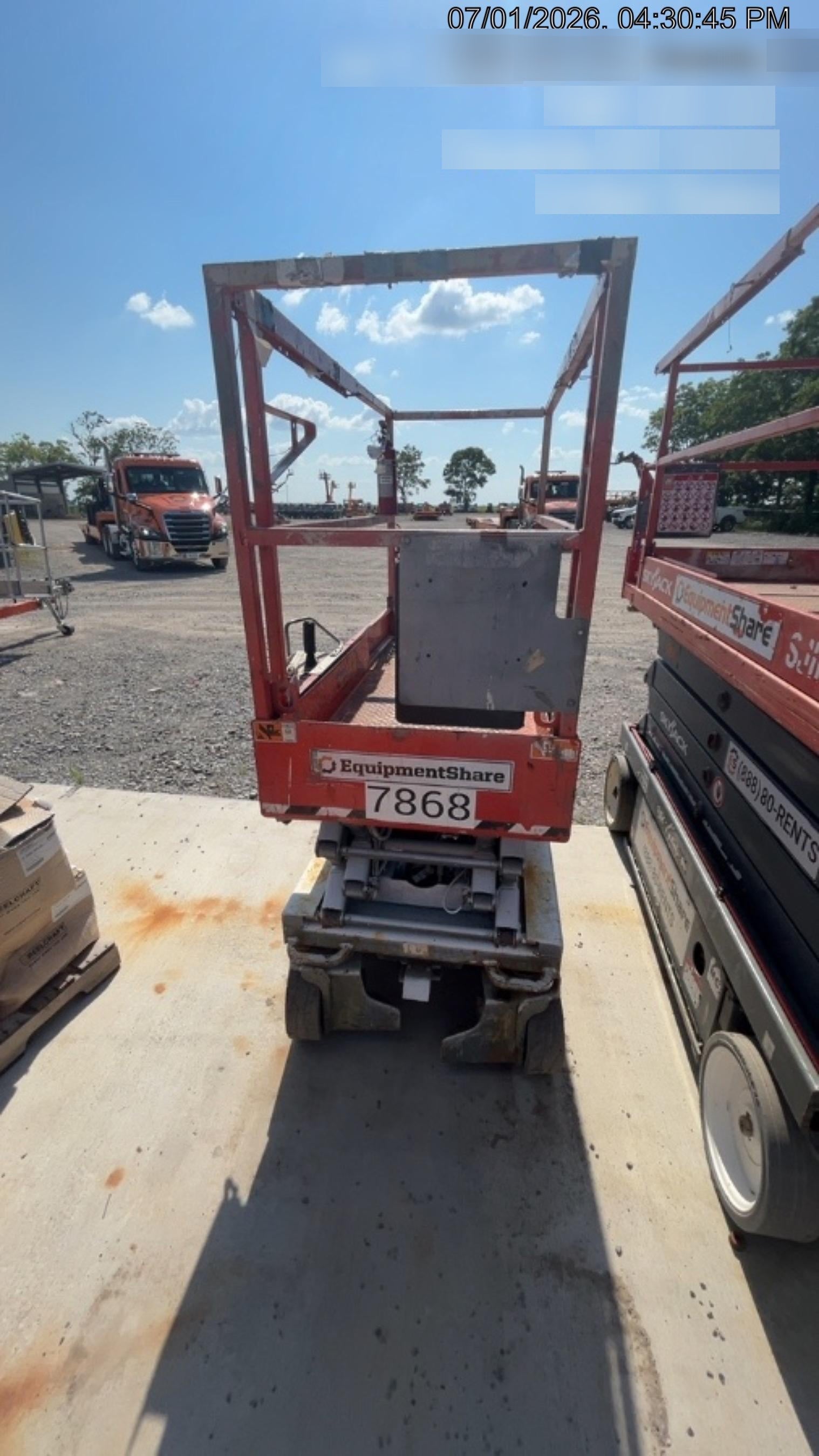 2018 Skyjack SJIII-3219 Skyjack SJIII3219 Scissor Lift w/Trojan Batteries