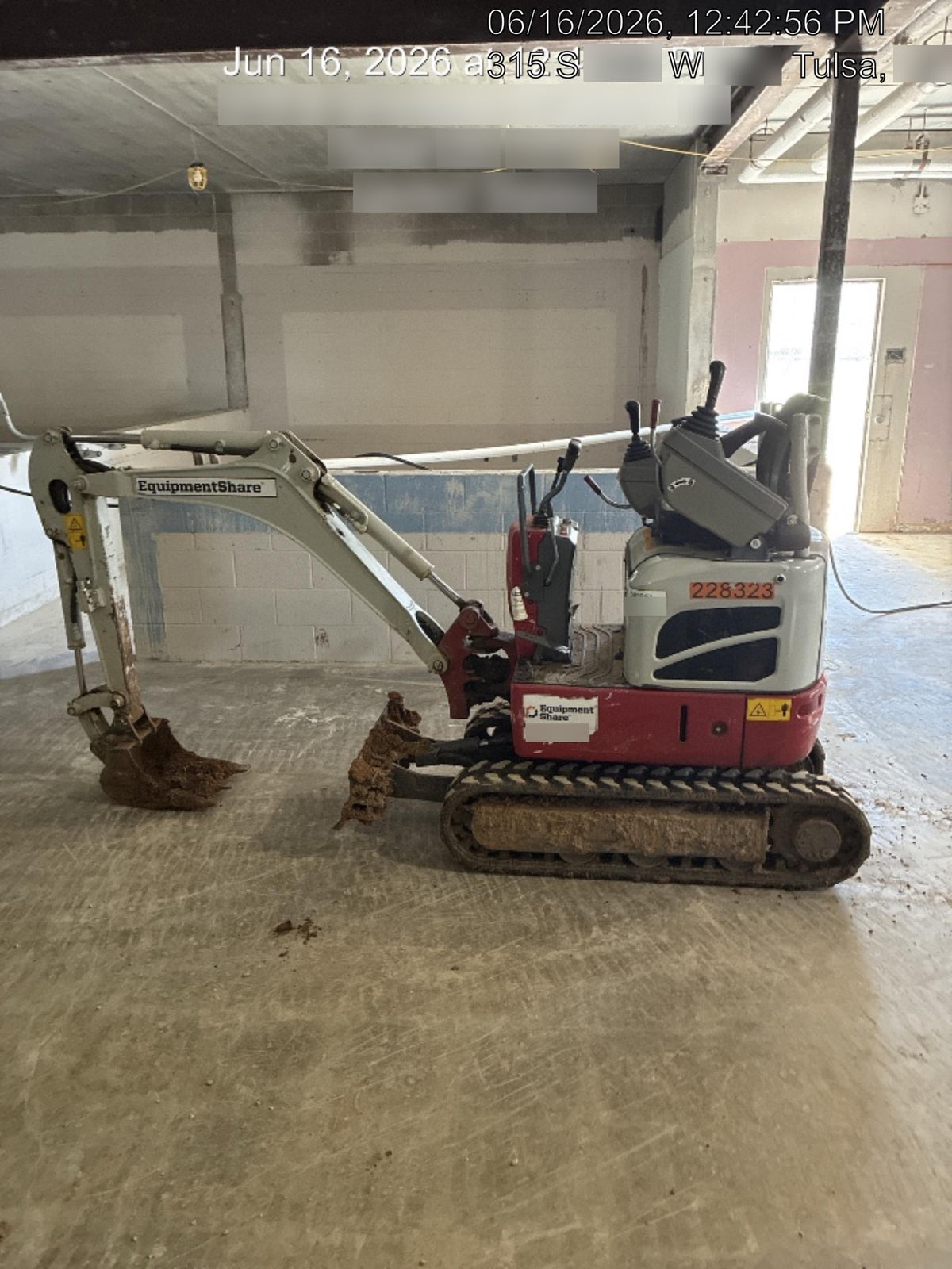 2022 TAKEUCHI TB210R