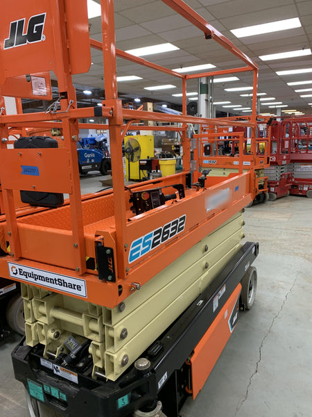2022 JLG ES2632