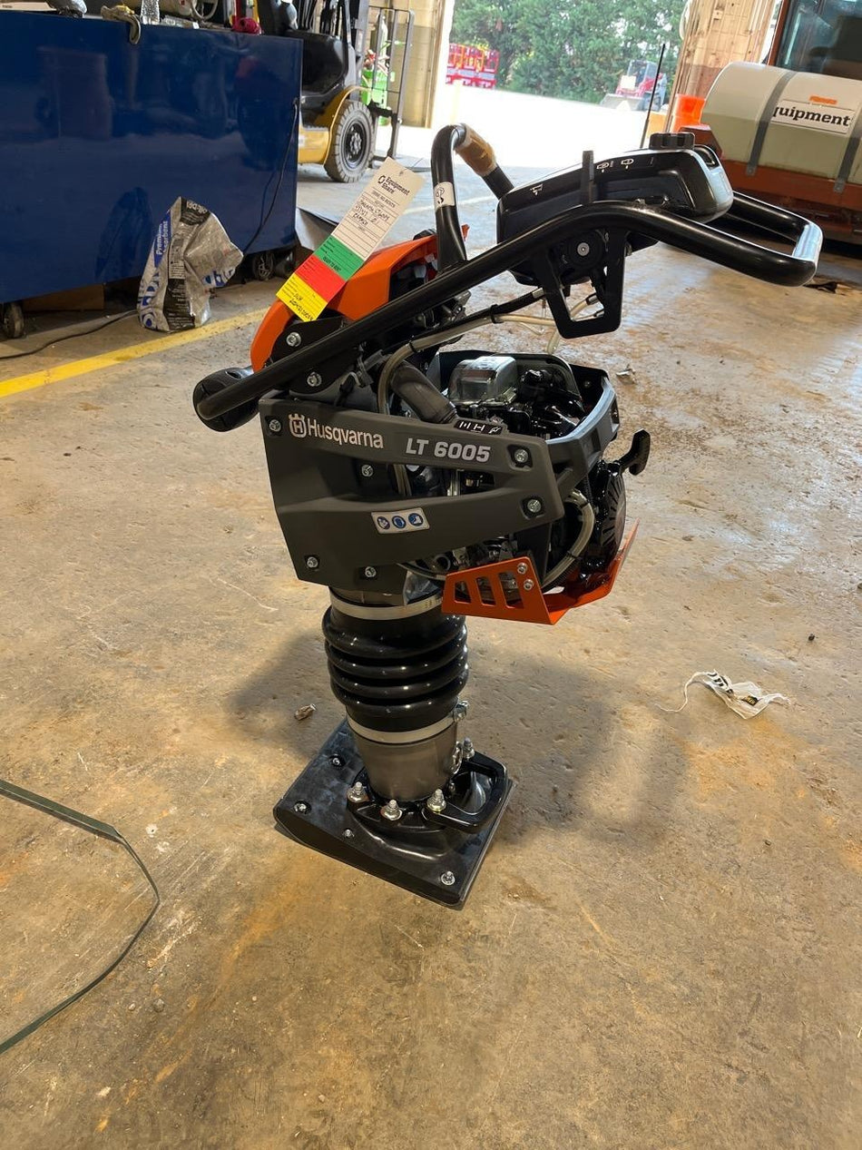 2024 HUSQVARNA LT6005