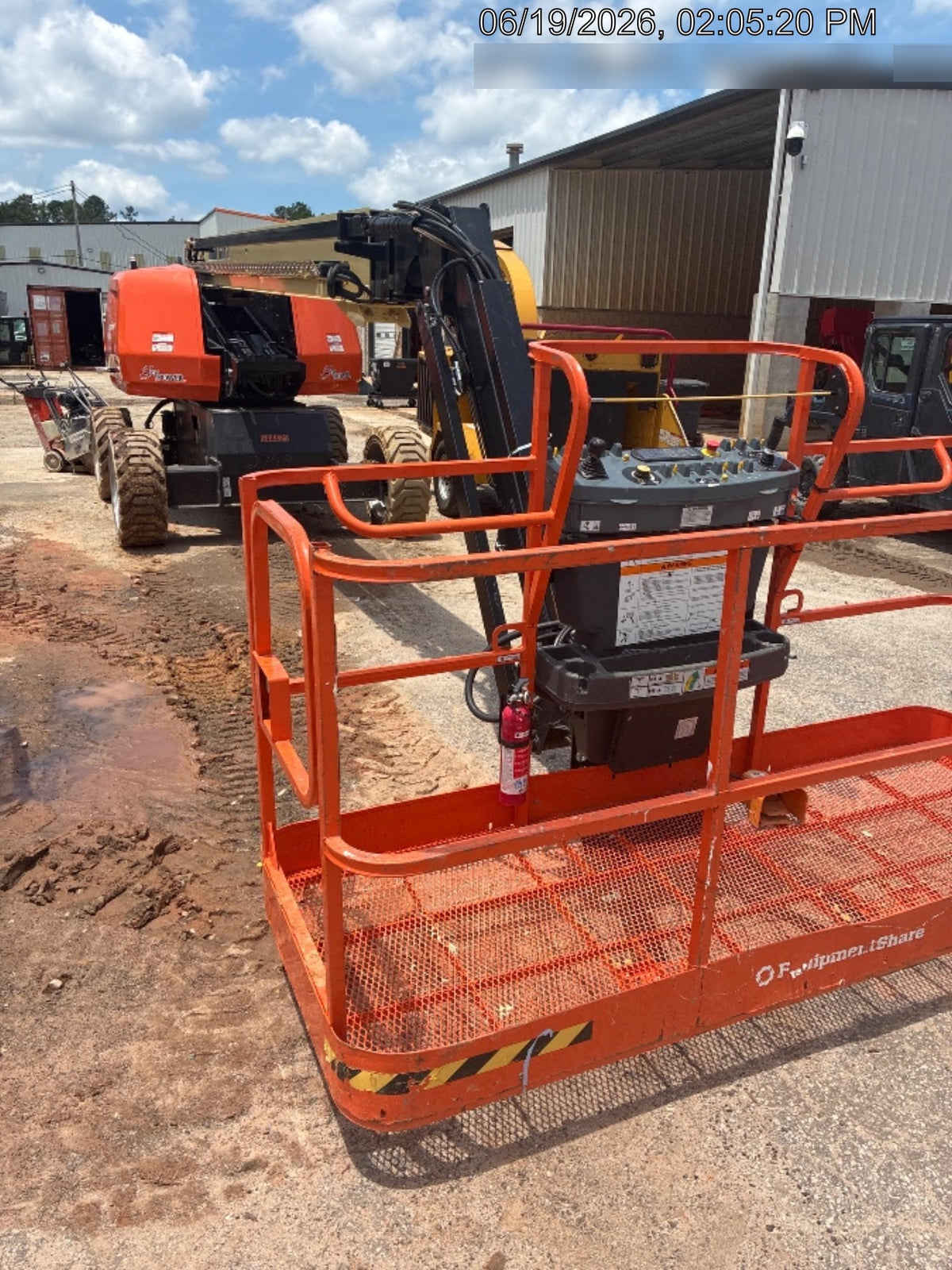 2025 JLG 660SJ