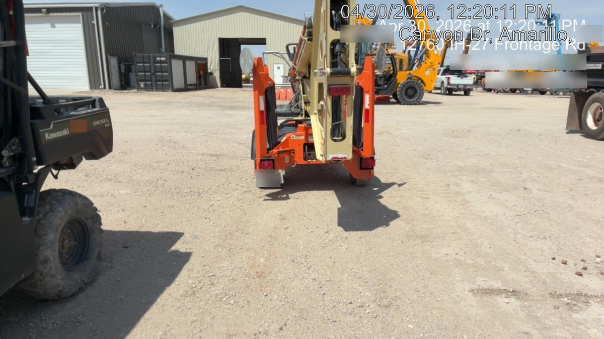 2022 JLG T350