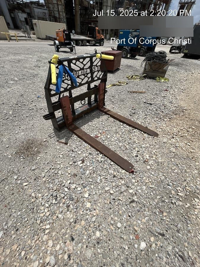 2023 VIRNIG 48" Pallet Forks - Virnig