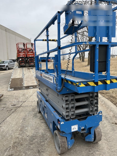 2023 GENIE GS-2632