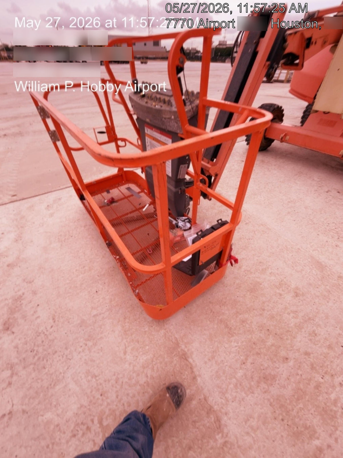 2019 JLG 450AJ