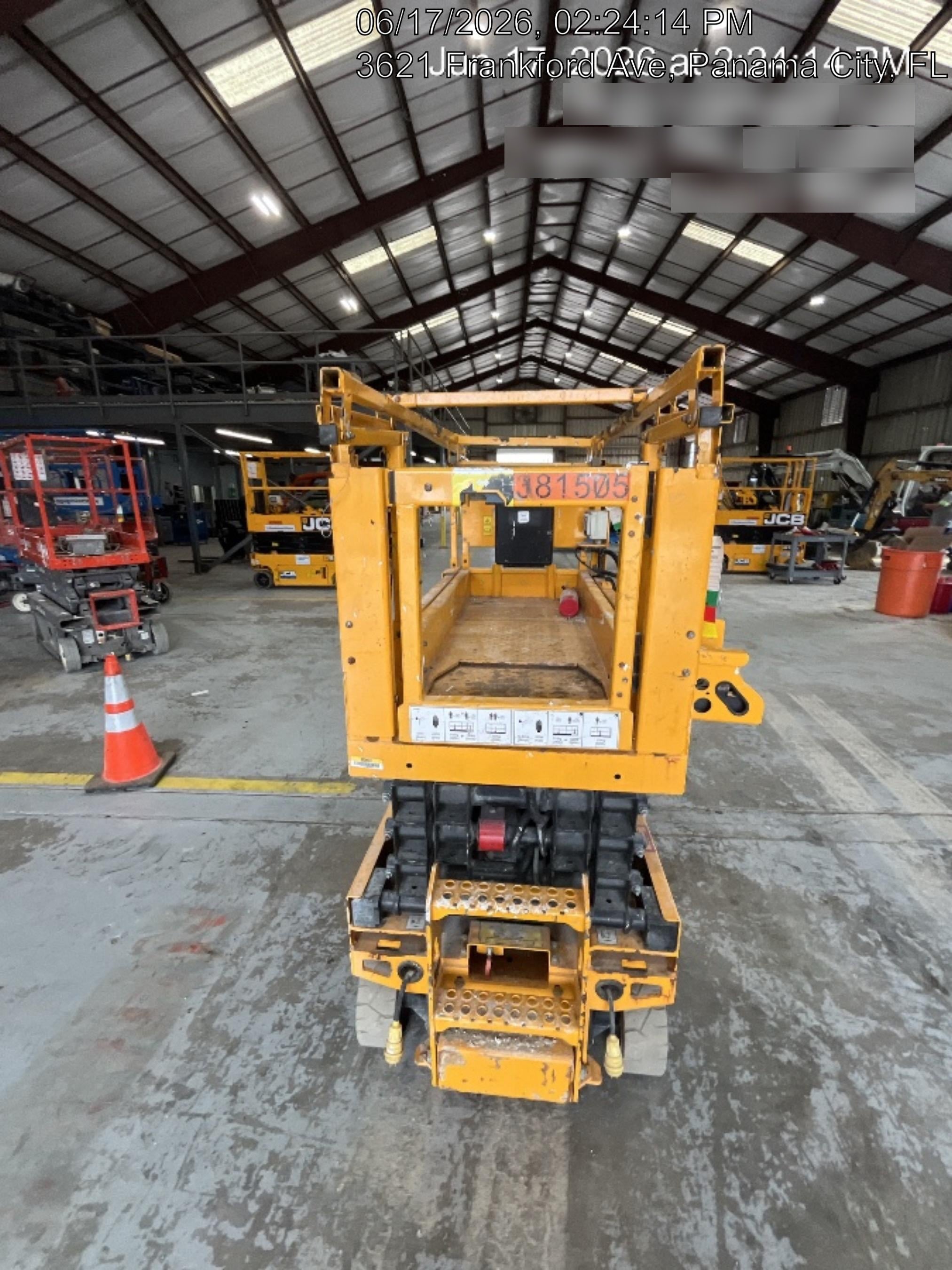 2024 JCB S1932E