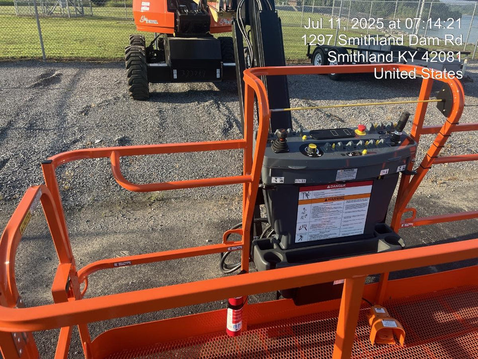 2025 JLG 660SJ