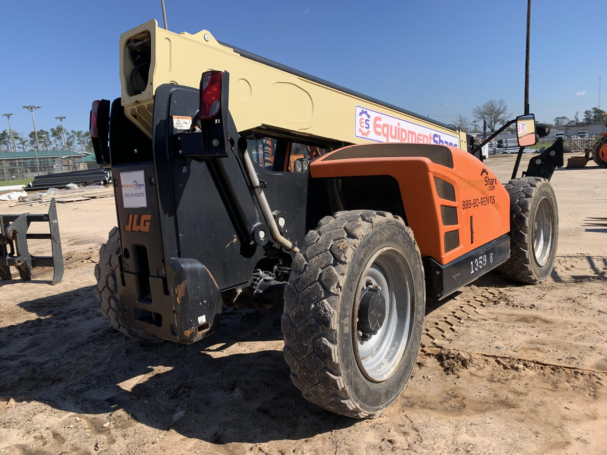 2015 JLG 642