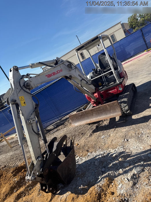 2020 Takeuchi TB235-2R Canopy, Rubber Tracks, Manual TAG QC