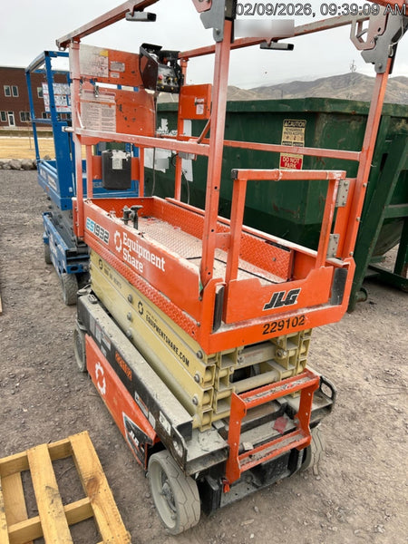 2022 JLG ES1932