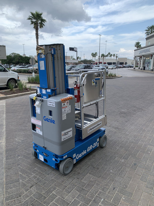 2021 GENIE GR-20