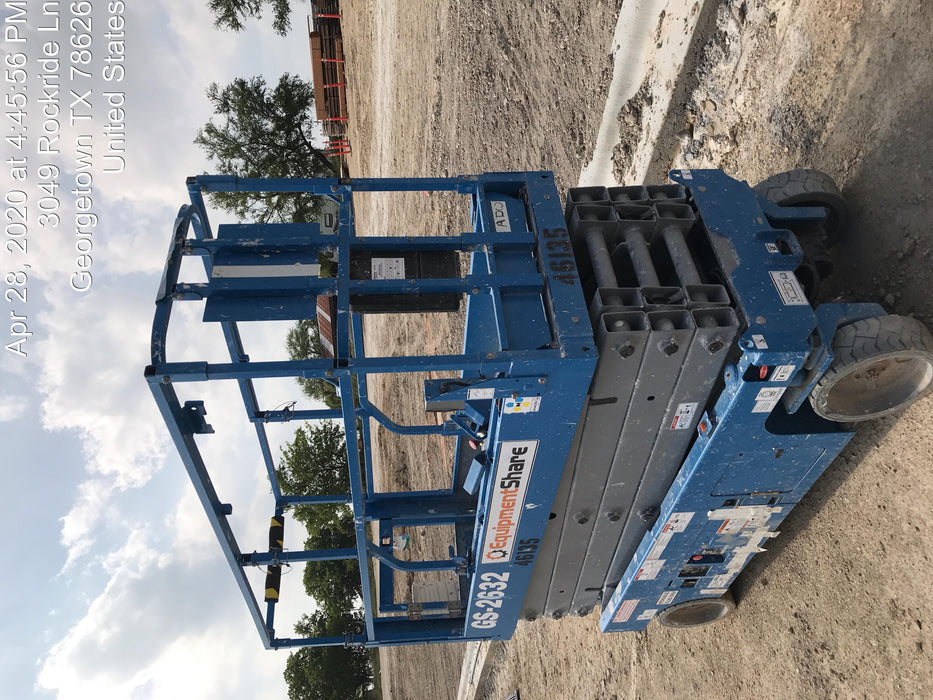 2019 Genie GS-2632 Folding rails with half height swing gate