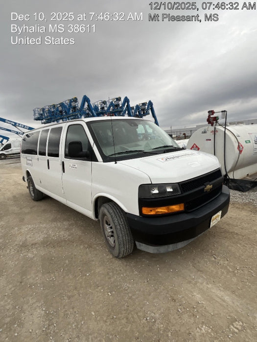 2025 CHEVROLET Express Van - Rental