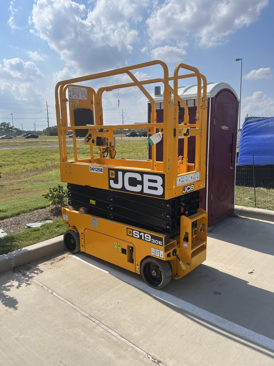 2023 JCB S1930E
